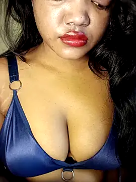 Snapshot of Hotlisa chatting on 11-28-25, 04:56 Hotlisa online show from 11-28-25, 04:56