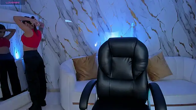 DannaCruz online show from 01-10-26, 06:58