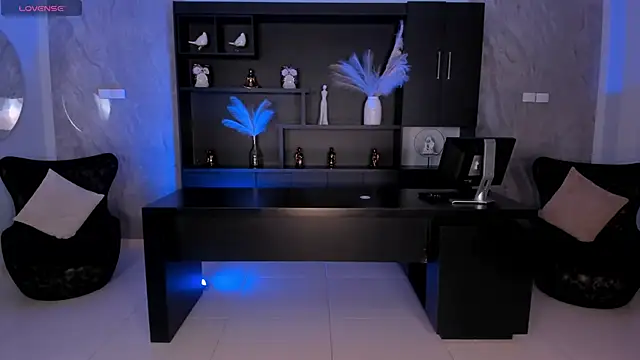 BiancaPierce online show from 12-17-25, 11:48