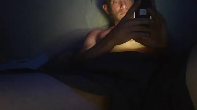 Snapshot of daddytim0 chatting on 04-18-26, 08:05 daddytim0 online show from 04-18-26, 08:05