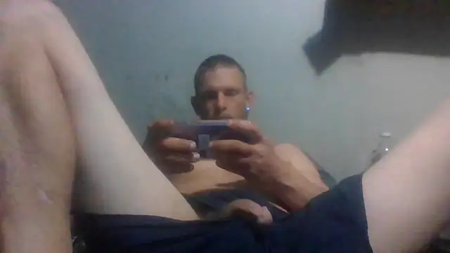 Snapshot of daddytim0 chatting on 03-25-26, 01:10 daddytim0 online show from 03-25-26, 01:10