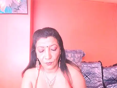 indiansarika65 online show from 09-25-25, 04:35