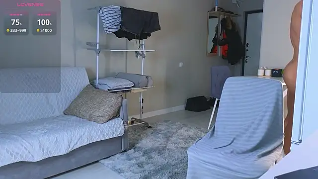 Snapshot of more__than__love chatting on 01-19-26, 04:27 more than love online show from 01-19-26, 04:27