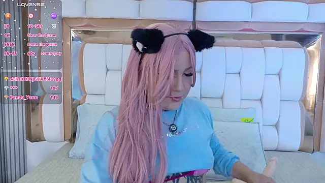 valkiria moore online show from 02-25-26, 08:08