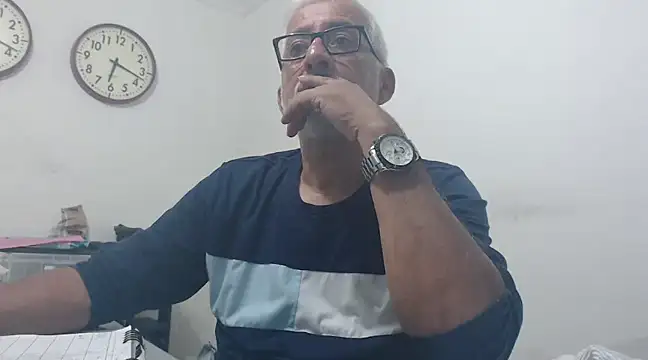 cenizo10124 online show from 01-01-25, 11:18