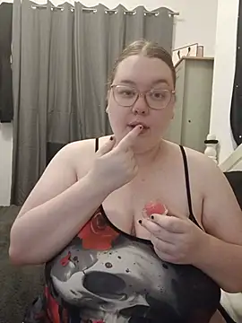 Sexycurvyemilyy online show from 06-20-26, 09:20