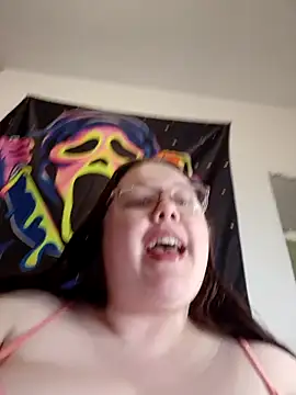 Sexycurvyemilyy online show from 03-28-26, 10:00