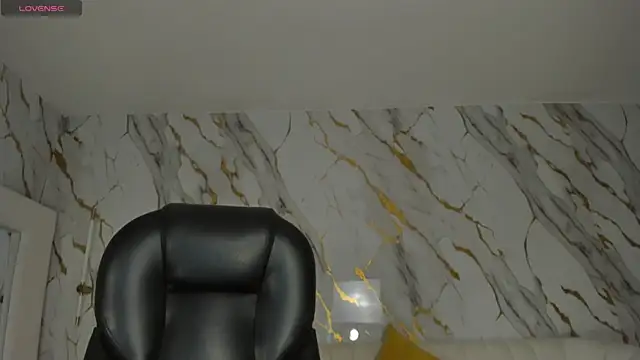 Snapshot of SophiePalmer chatting on 07-12-26, 12:28 SophiePalmer online show from 07-12-26, 12:28