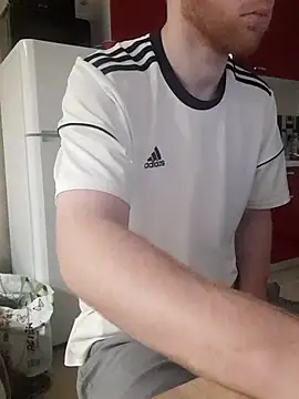 Snapshot of FillipsonDon chatting on 11-08-25, 11:52 FillipsonDon online show from 11-08-25, 11:52