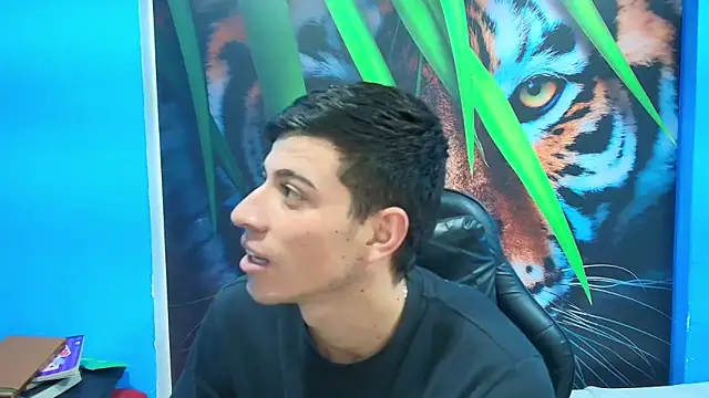 Snapshot of DEIBY_BABY chatting on 06-02-26, 12:32 DEIBY BABY online show from 06-02-26, 12:32