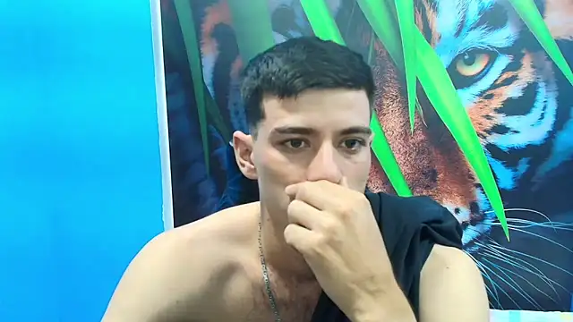 Snapshot of DEIBY_BABY chatting on 04-26-26, 06:05 DEIBY BABY online show from 04-26-26, 06:05