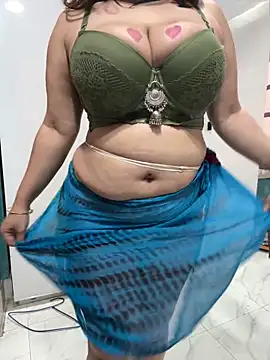 Sexybomb33 online show from 10-24-25, 08:24