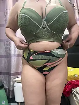 Sexybomb33 online show from 02-19-26, 07:55