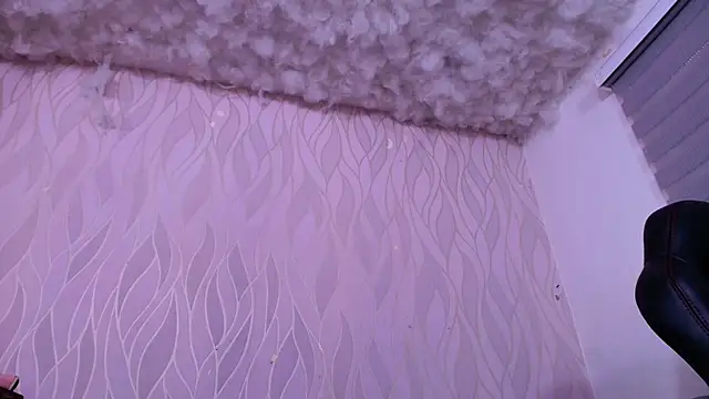 emyli sam online show from 12-28-24, 06:08