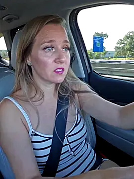 SkyelarSommer online show from 11-10-25, 02:55