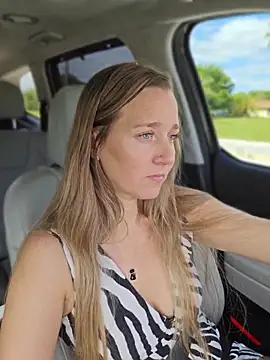 SkyelarSommer online show from 04-15-26, 02:54