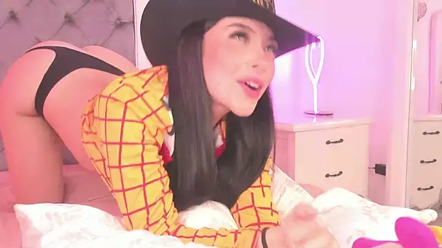 Victoria Watsson online show from 02-08-25, 07:05