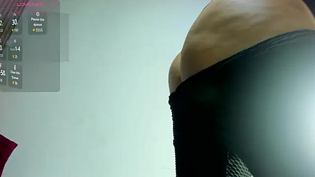 victoria  milf  online show from 12-18-25, 07:40