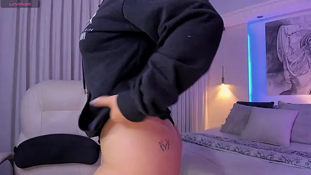 nathalie rivers online show from 04-15-26, 11:27