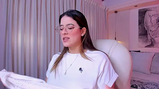 nathalie rivers online show from 04-10-26, 11:17