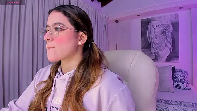 nathalie rivers online show from 03-26-26, 11:19