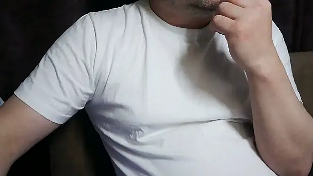 Snapshot of SladkiYA chatting on 02-19-26, 05:26 SladkiYA online show from 02-19-26, 05:26