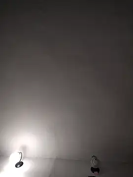 LissaThompsom online show from 12-16-25, 01:32