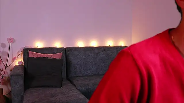 kathieandpovcock1 online show from 11-04-25, 03:49