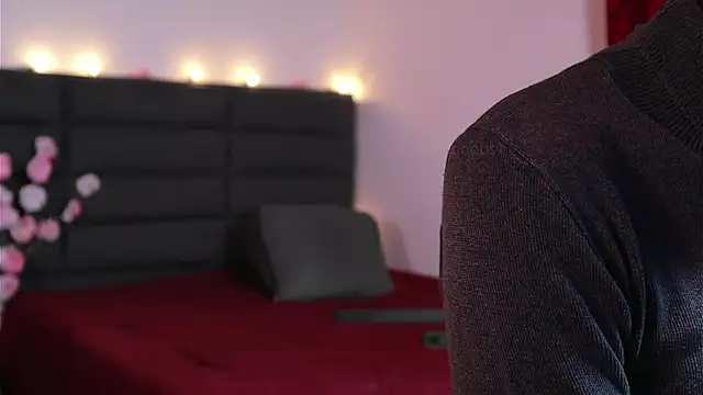 kathieandpovcock1 online show from 03-18-26, 10:21