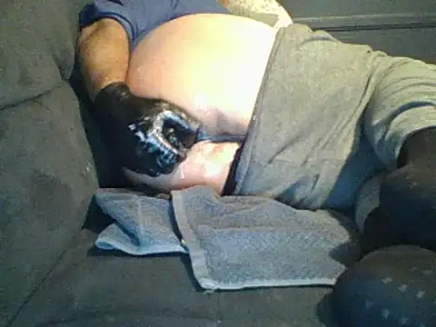 Snapshot of carlosxxx213 chatting on 05-13-26, 10:33 carlosxxx213 online show from 05-13-26, 10:33