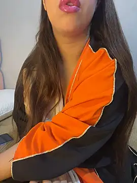 Mayacrayzi online show from 01-31-25, 09:05