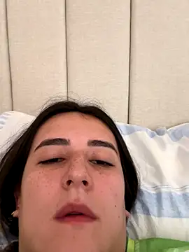 Hanna86 online show from 12-14-25, 01:39