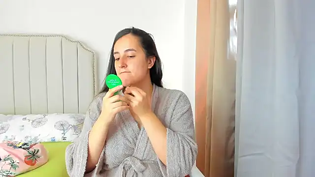 Hanna86 online show from 03-28-26, 04:08