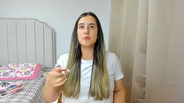 Hanna86 online show from 11-18-25, 08:45