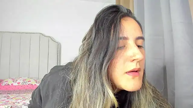 Hanna86 online show from 03-08-26, 11:41