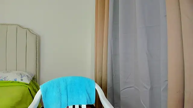 Hanna86 online show from 02-05-26, 04:36