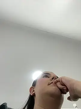 Hanna86 online show from 03-31-26, 08:33