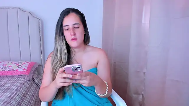 Hanna86 online show from 09-28-25, 05:31