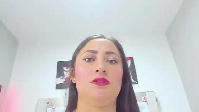 Snapshot of Lindacarterr_ chatting on 03-05-25, 01:52 Lindacarterr online show from 03-05-25, 01:52