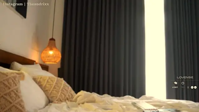 Snapshot of Bbrandon_ chatting on 02-19-26, 06:21 Bbrandon online show from 02-19-26, 06:21