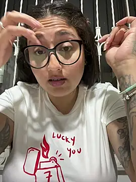 croftsmila online show from 04-09-26, 11:55