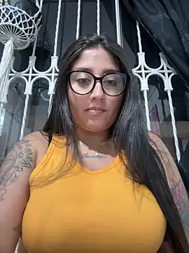 croftsmila online show from 10-16-25, 11:57