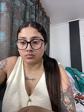 Snapshot of croftsmila chatting on 02-27-26, 11:37 croftsmila online show from 02-27-26, 11:37