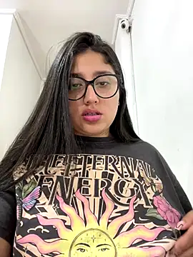 croftsmila online show from 12-15-25, 11:10