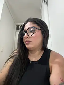 croftsmila online show from 10-14-25, 11:36
