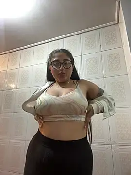 croftsmila online show from 04-14-26, 11:43