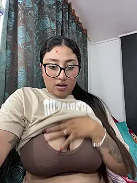 Snapshot of croftsmila chatting on 02-16-26, 10:40 croftsmila online show from 02-16-26, 10:40