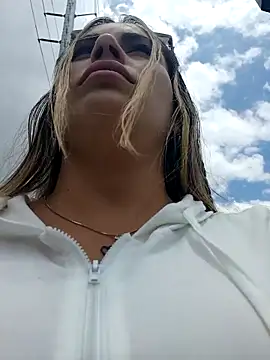 Misscata1106 online show from 04-16-26, 05:25