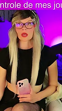 Kittychatte online show from 04-27-26, 07:56