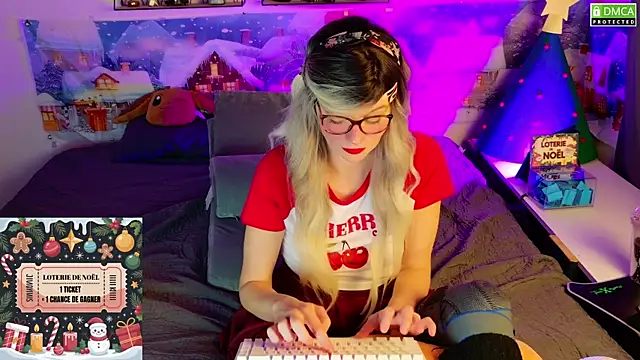 Kittychatte online show from 12-18-25, 09:18